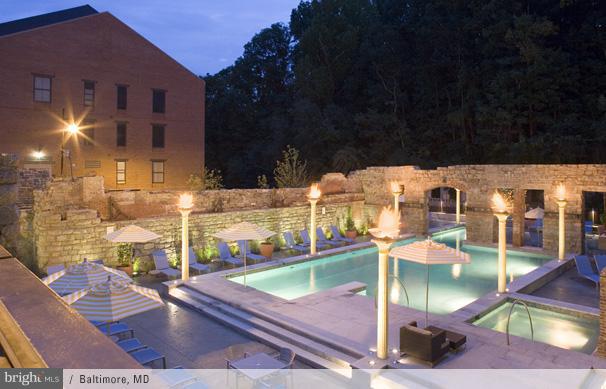 2007 Clipper Park Road, Unit 319 Baltimore, MD 21211 - Photo 26 of 29 a view of a patio