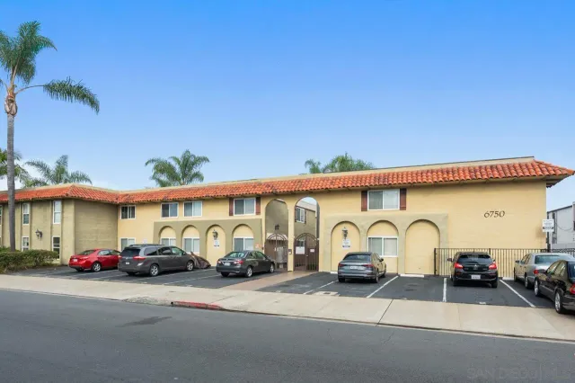 $488,888 | 6750 Beadnell Way, Unit 30, San Diego, CA 92117