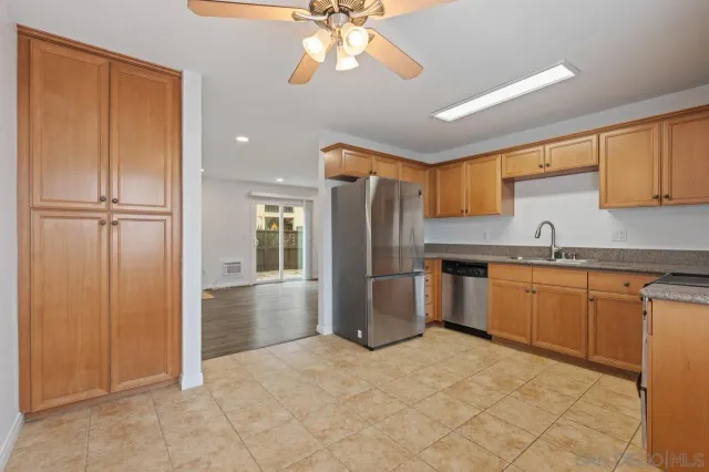 $488,888 | 6750 Beadnell Way, Unit 30, San Diego, CA 92117