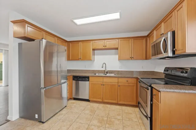 $488,888 | 6750 Beadnell Way, Unit 30, San Diego, CA 92117