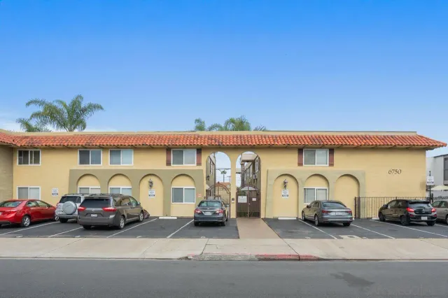 $488,888 | 6750 Beadnell Way, Unit 30, San Diego, CA 92117
