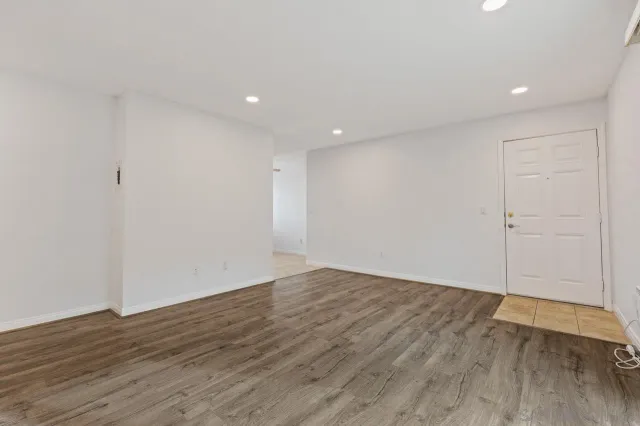 $488,888 | 6750 Beadnell Way, Unit 30, San Diego, CA 92117