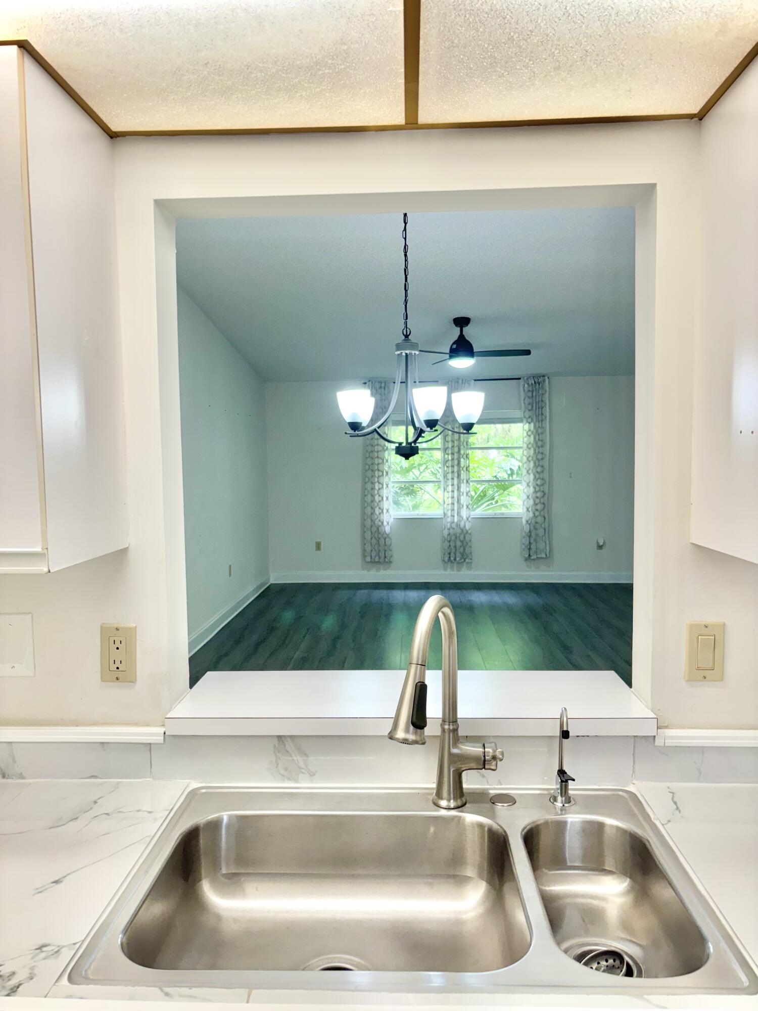 6420 Mill Pointe Circle Delray Beach, FL 33484 - Photo 9 of 16 IMG_2437