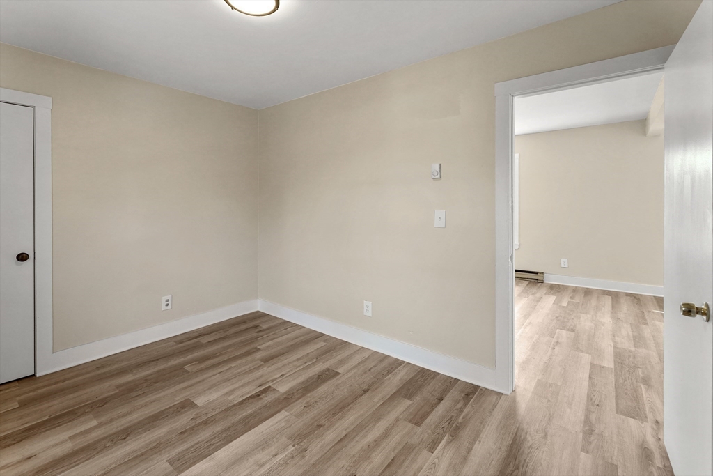 32 Worcester Road Charlton, MA 01507 - Photo 21 of 39