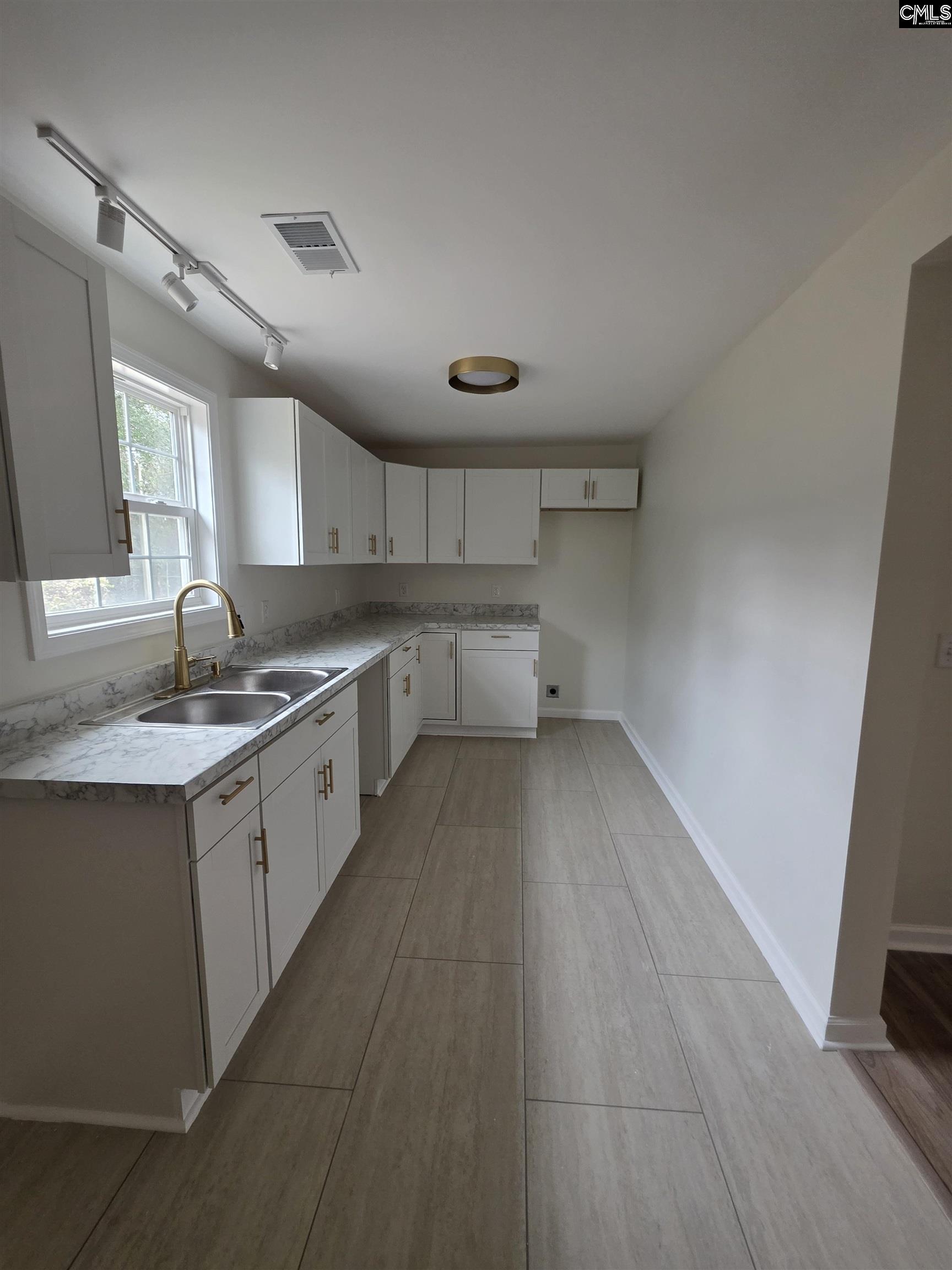 416 Thames Street Manning, SC 29102 - Photo 29 of 41