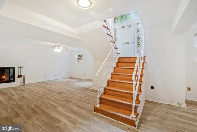 $1,079,000 | 9016 Levelle Drive, Chevy Chase, MD 20815