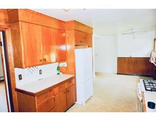 222 Bellevue Road Watertown, MA 02472 - Photo 9 of 31