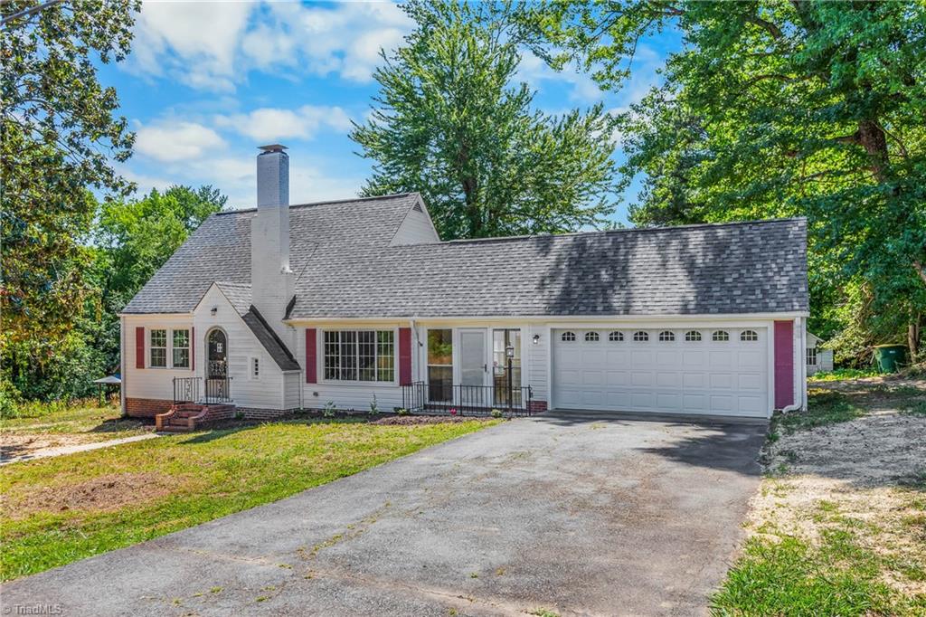 4816 Dippen Road Walkertown, NC 27105 - Photo 2 of 26