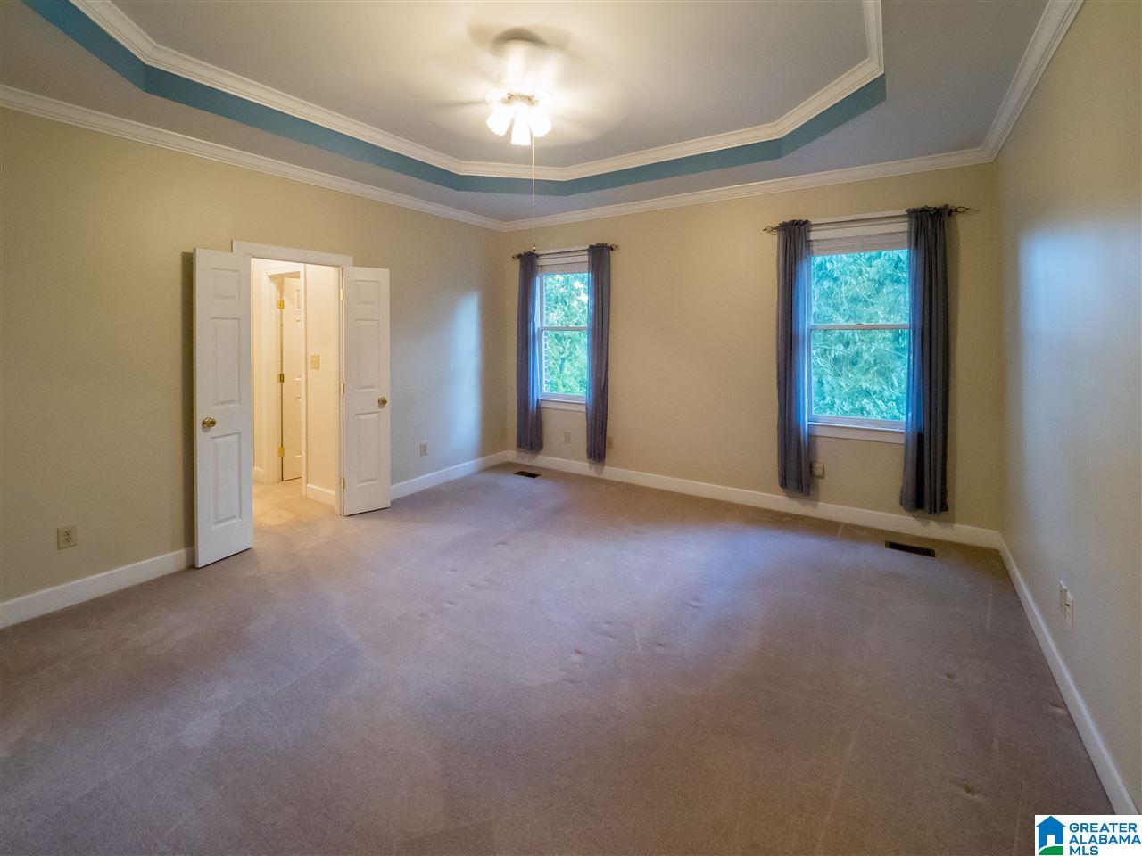 3605 Ridgecrest Road Mountain Brook, AL 35223 - Photo 10 of 32
