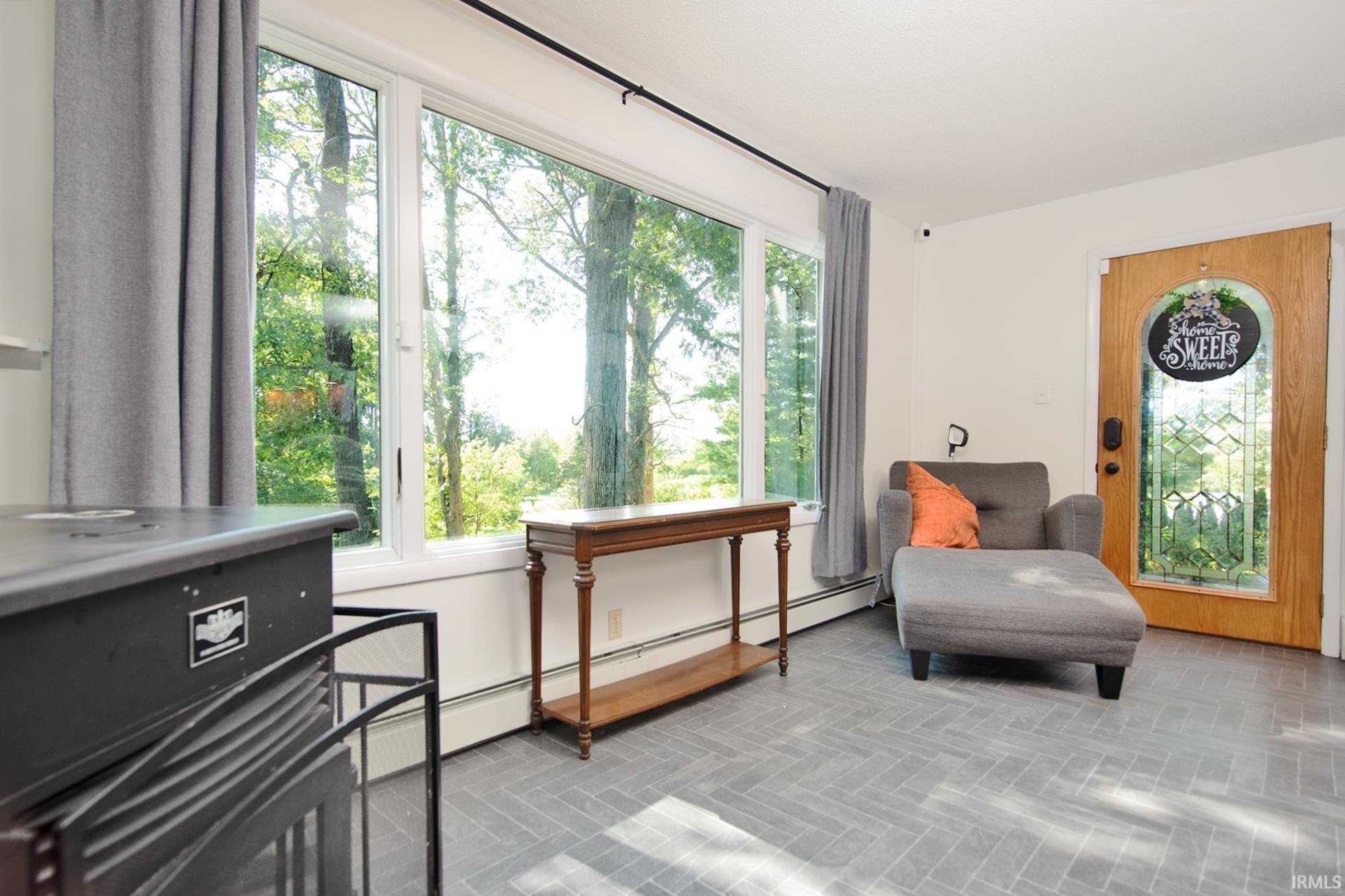 11818 North Roanoke Road Roanoke, IN 46783 - Photo 15 of 31