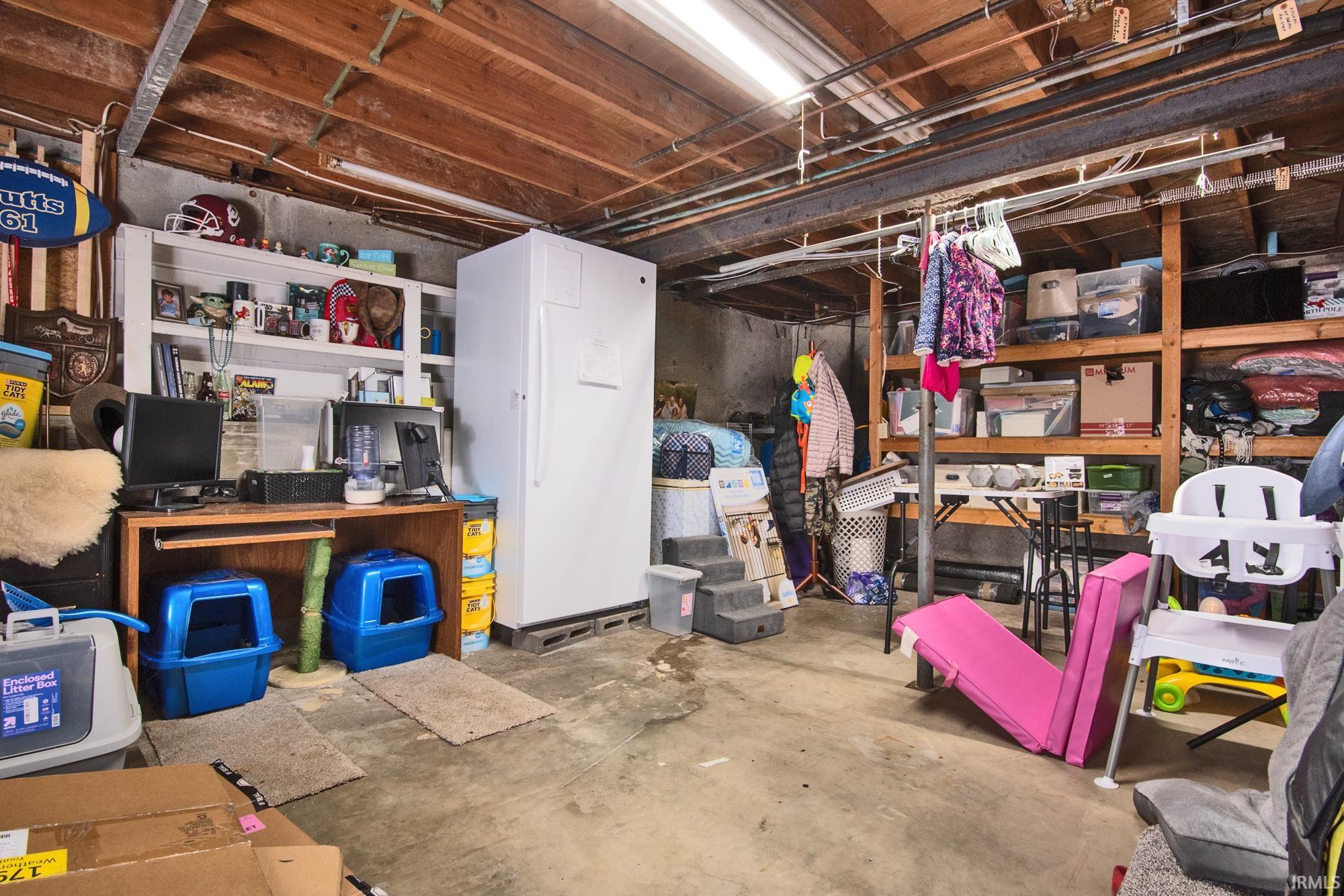 11818 North Roanoke Road Roanoke, IN 46783 - Photo 30 of 31