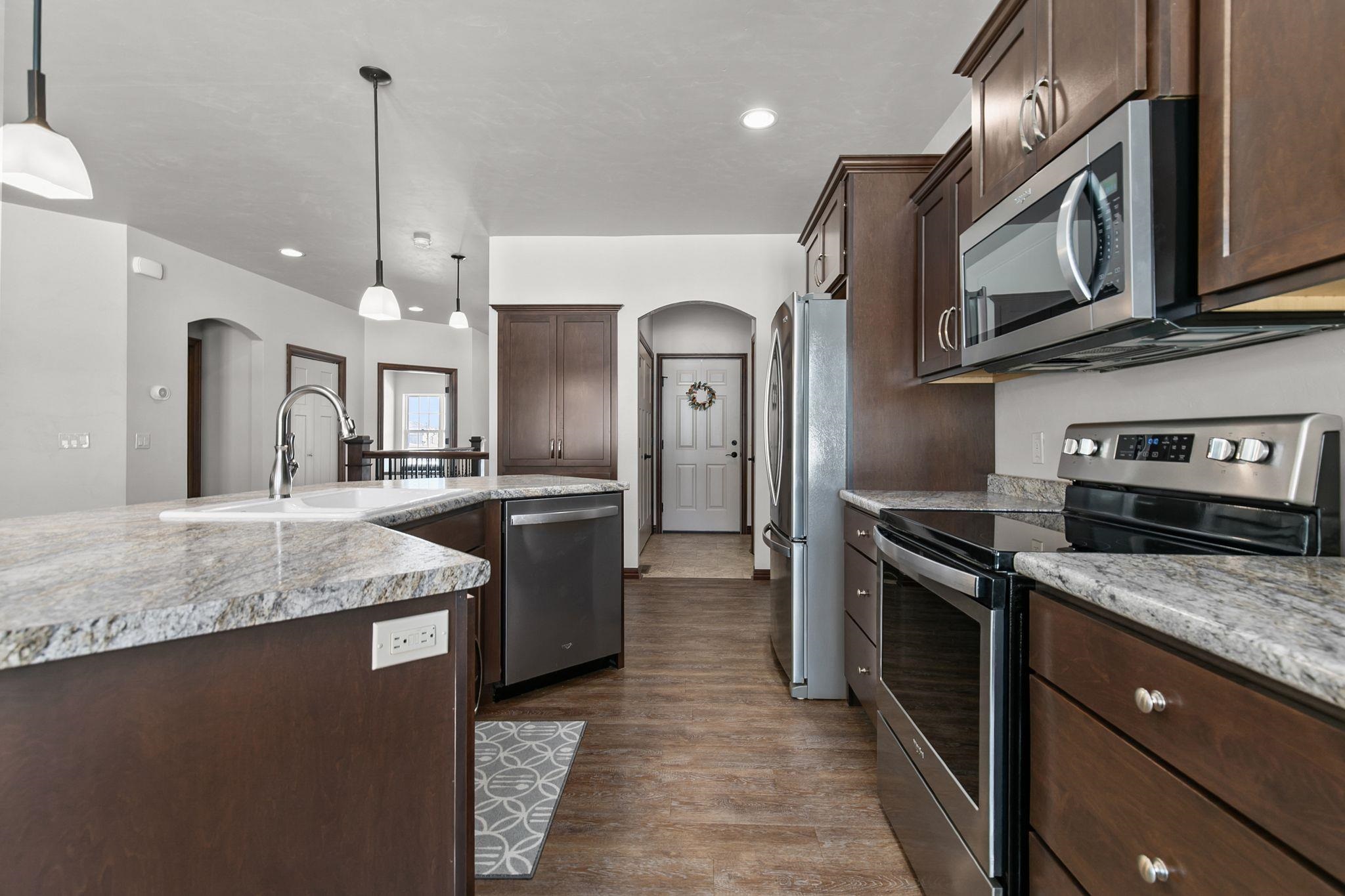 1857 Margaret Street Appleton, WI 54913 - Photo 10 of 38