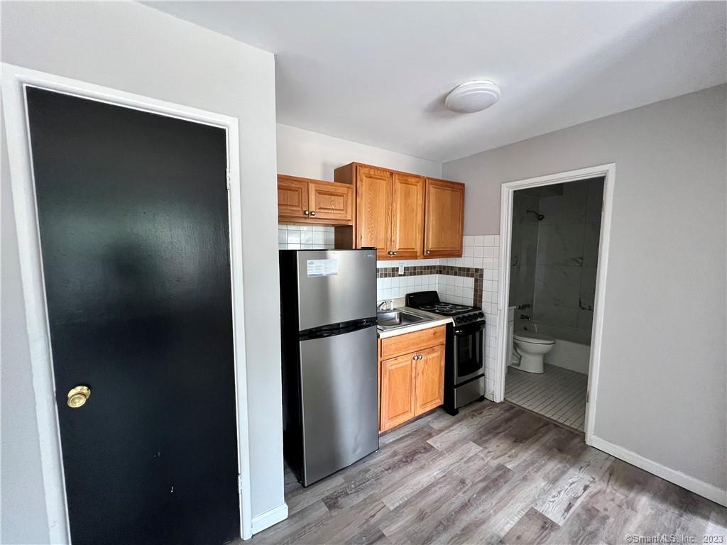 85 Union Avenue, Unit A5 Bridgeport, CT 06607 - Photo 3 of 7