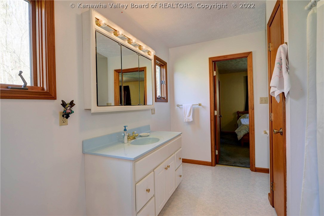 7 Thoroughbred Road Scott Depot, WV 25560 - Photo 14 of 30 Gallery Image 14