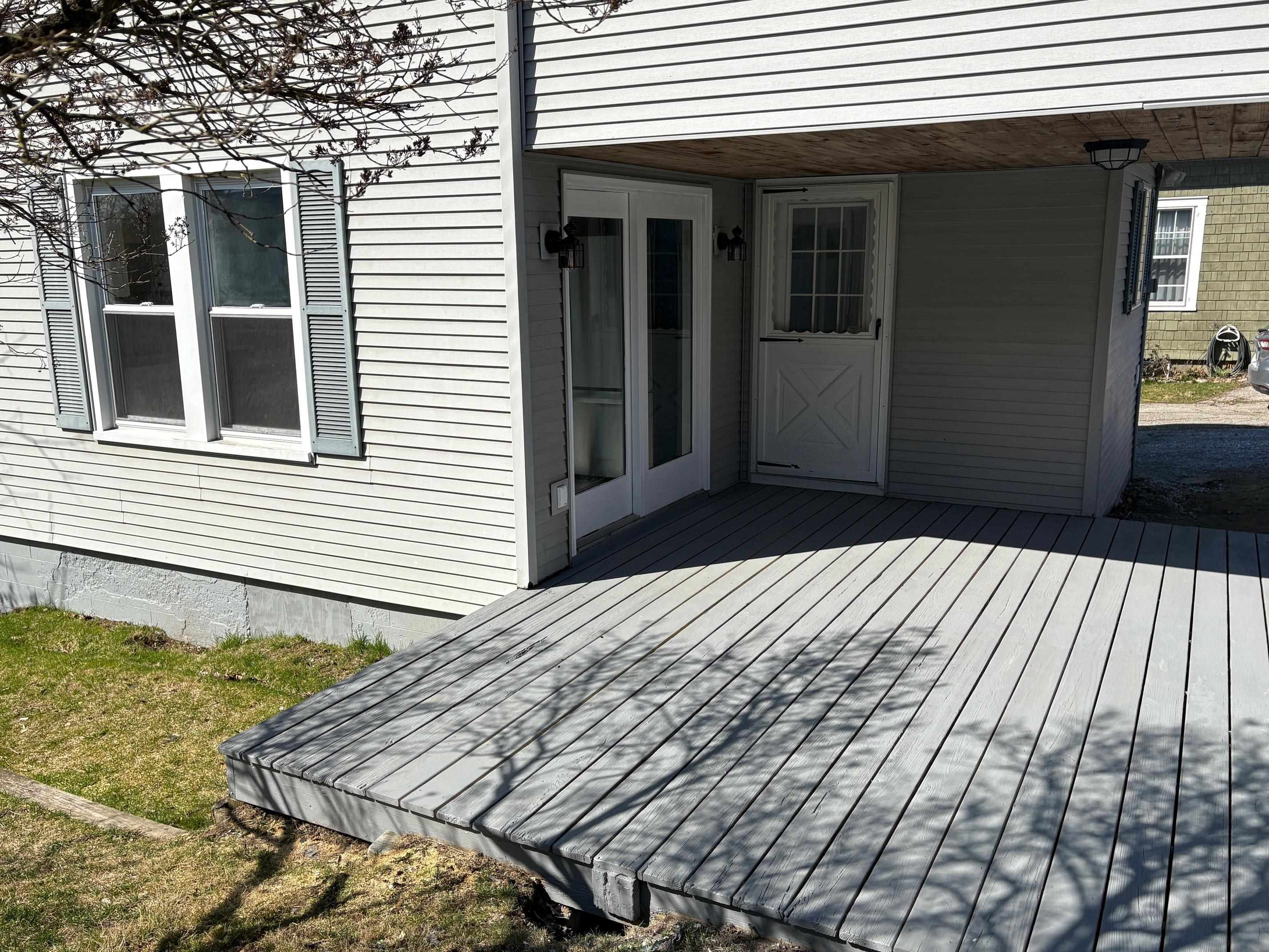 137 Oak Street Rutland, VT 05701 - Photo 5 of 20