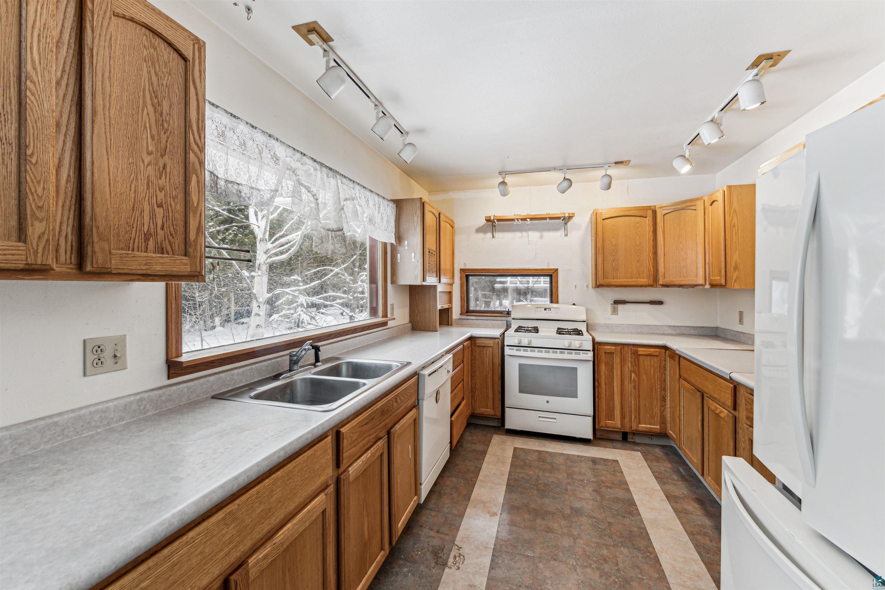 43385 Kavanaugh Road Cable, WI 54821 - Photo 10 of 21 Gallery Image 10