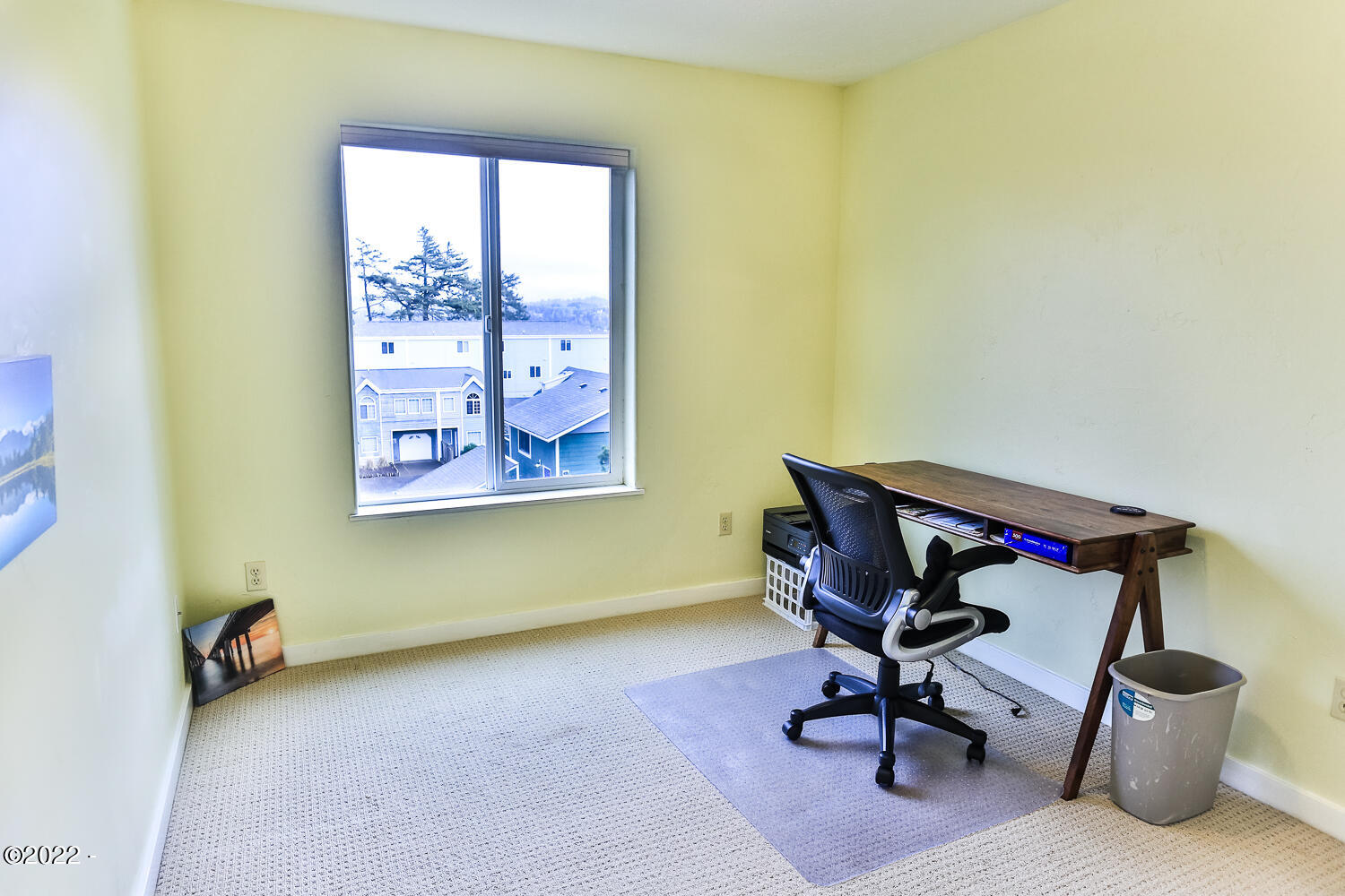 937 Southwest 11th Street Newport, OR 97365 - Photo 5 of 34 bedroom 3/office