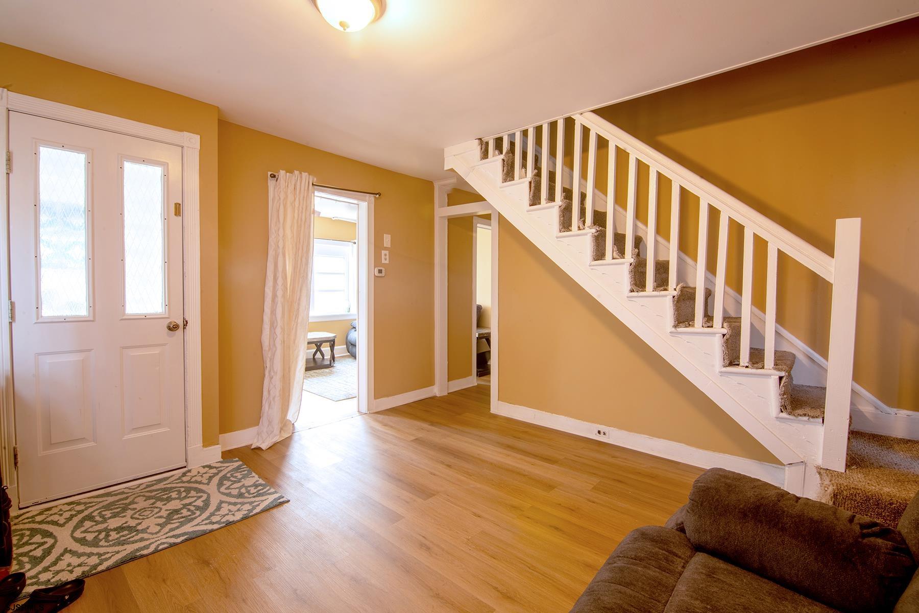 638 Wisteria Road Atlantic City, NJ 08401 - Photo 13 of 33 a view of an entryway with wooden floor