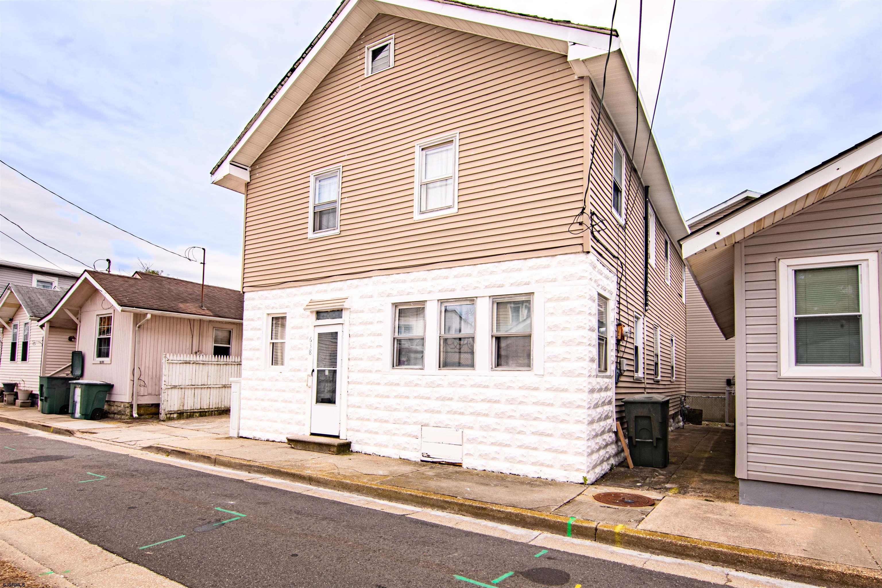 638 Wisteria Road Atlantic City, NJ 08401 - Photo 2 of 33 a view of a house with a street