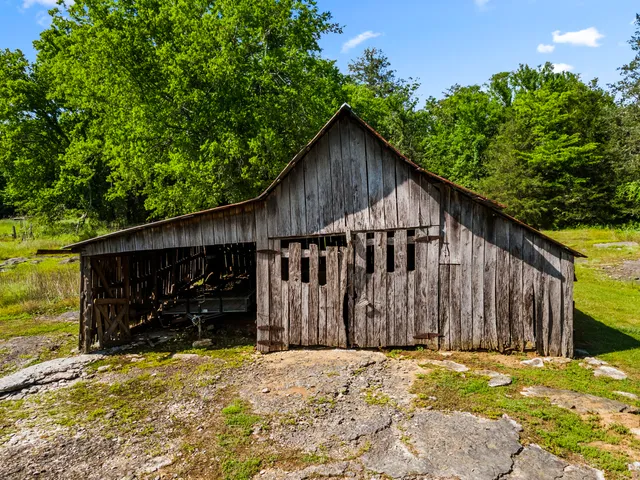 $2,796,000 | 29 Roger Monk Road, Petersburg, TN 37144