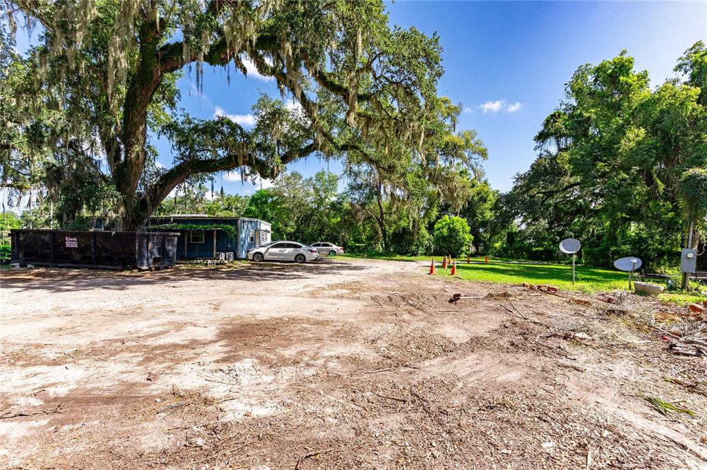 1503 Lakeview Avenue Seffner, FL 33584 - Photo 9 of 10 a view of a house with a yard