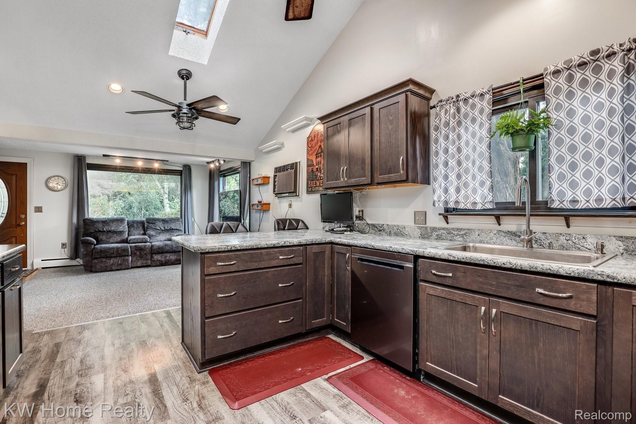 13630 Hoeft Road Belleville, MI 48111 - Photo 8 of 27 8 Hoeft.jpg