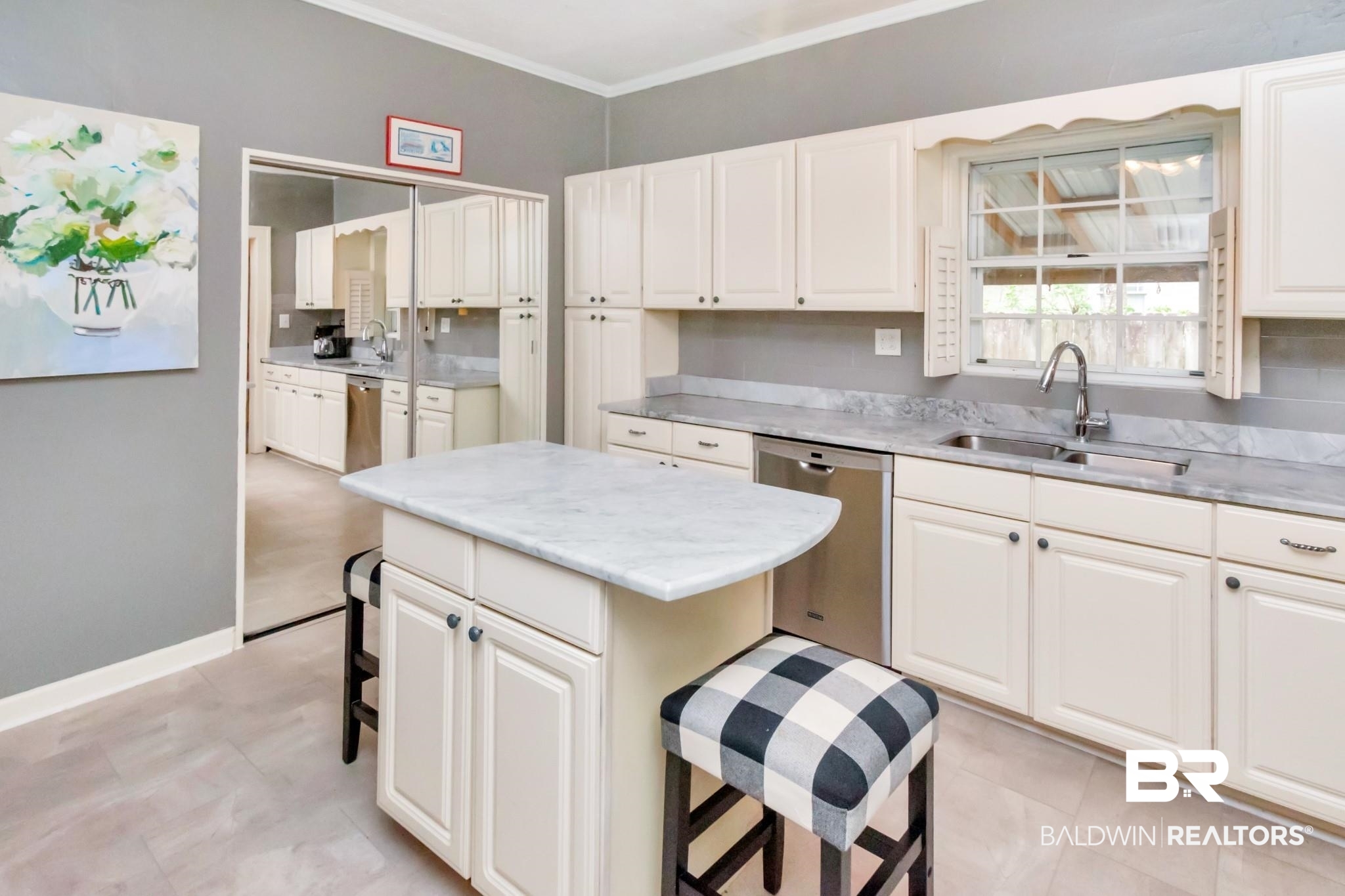 137 Florence Place Mobile, AL 36607 - Photo 10 of 28