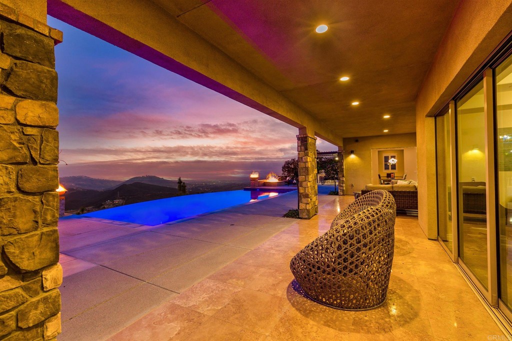 546 Ledge Street San Marcos, CA 92078 - Photo 4 of 54