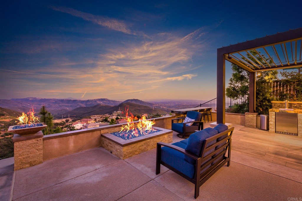 546 Ledge Street San Marcos, CA 92078 - Photo 10 of 54