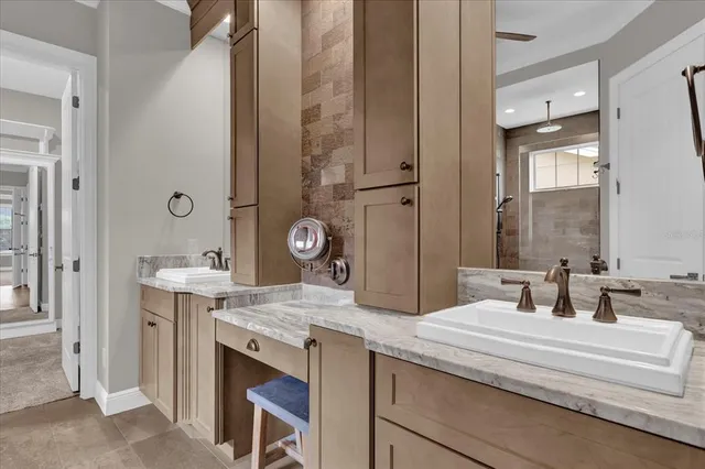 $985,000 | 11507 Center Lake Drive, Windermere, FL 34786