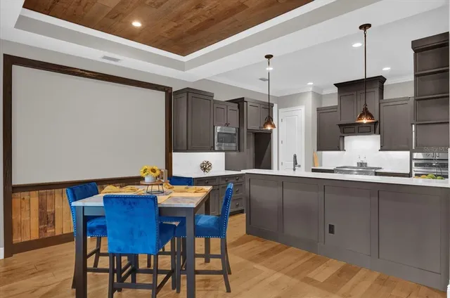 $985,000 | 11507 Center Lake Drive, Windermere, FL 34786