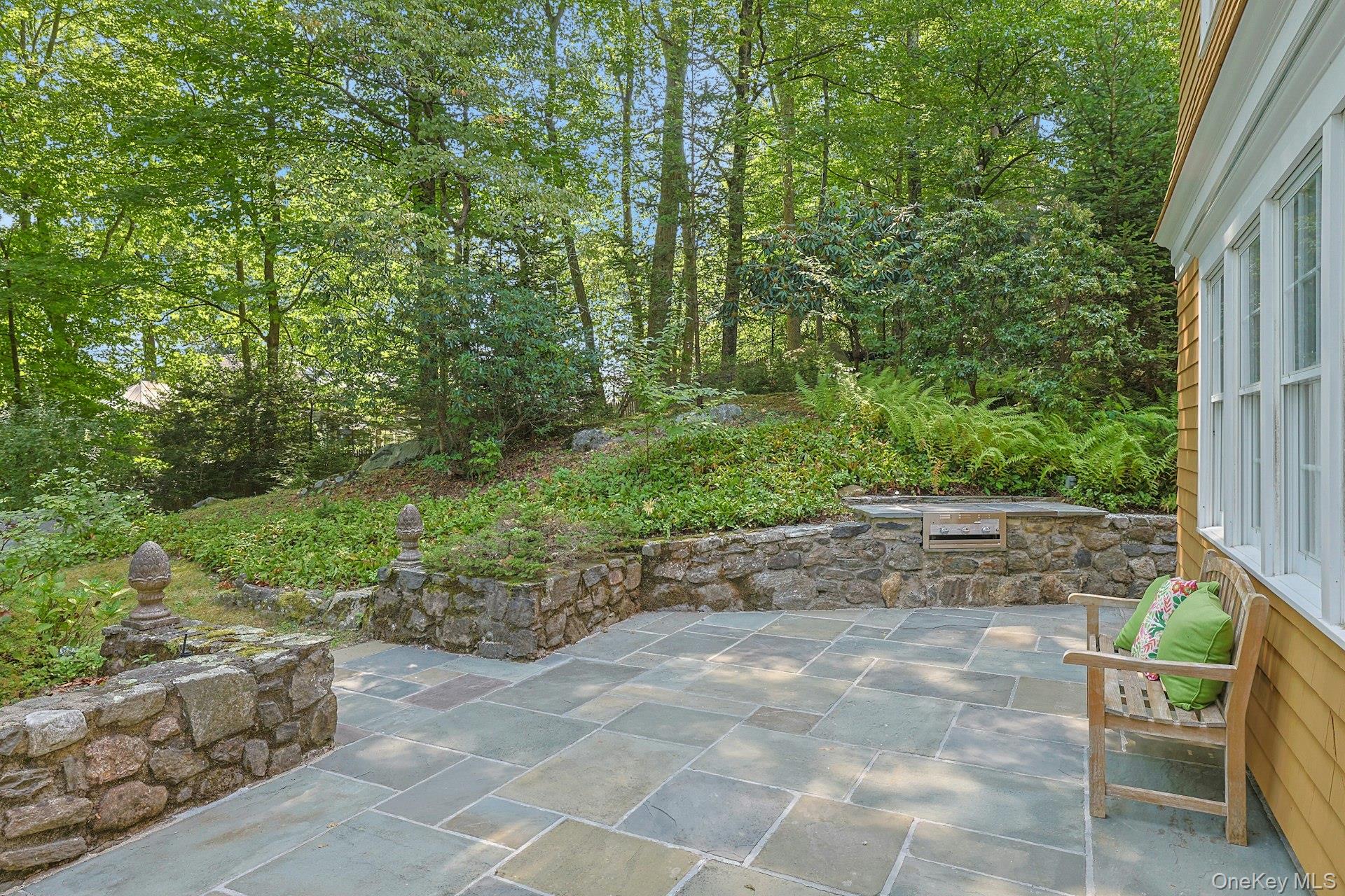 8 North Lake Road Armonk, NY 10504 - Photo 40 of 50