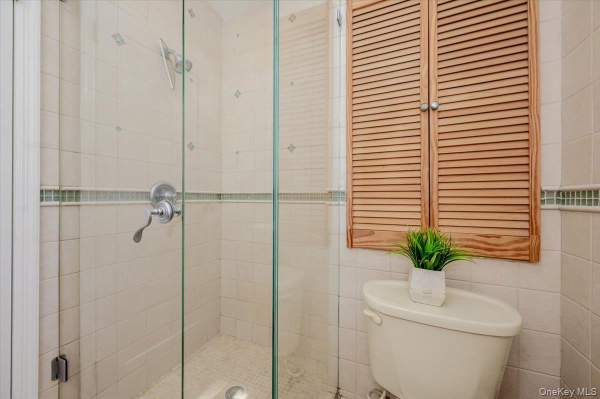 311 Blackheath Road Long Beach, NY 11561 - Photo 13 of 43