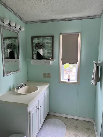 $225,000 | 28 Mudget Drive, Hyde Park, VT 05655