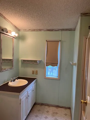 $225,000 | 28 Mudget Drive, Hyde Park, VT 05655