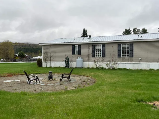 $225,000 | 28 Mudget Drive, Hyde Park, VT 05655