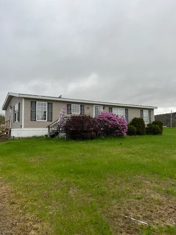 $225,000 | 28 Mudget Drive, Hyde Park, VT 05655