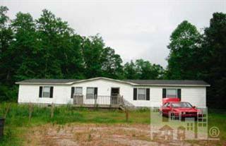 3949 Highsmith Road Burgaw, NC 28425 - Photo 1 of 3 Primary Photo