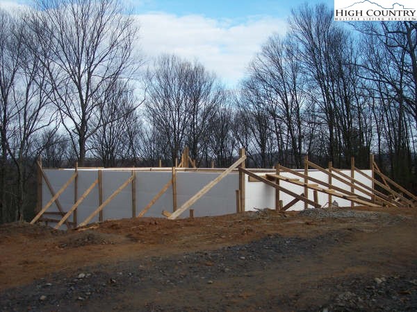 Falcon Ridge Road West Jefferson, NC 28694 - Photo 4 of 15 Gallery Image 4