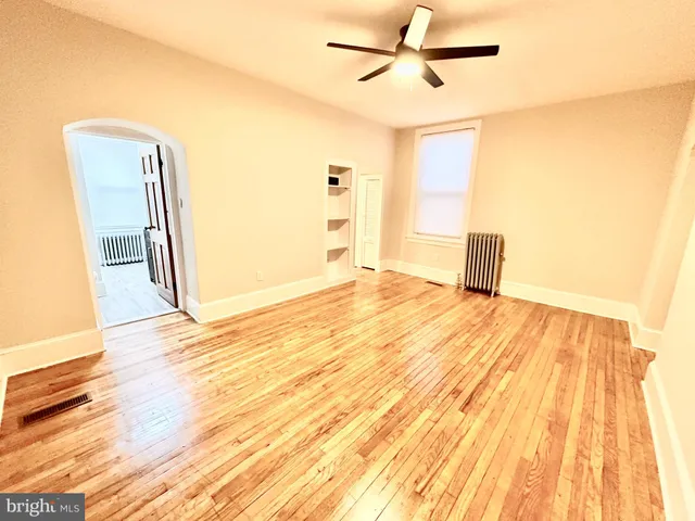 $1,475 | 129 Grape Street, Unit 1, Philadelphia, PA 19127