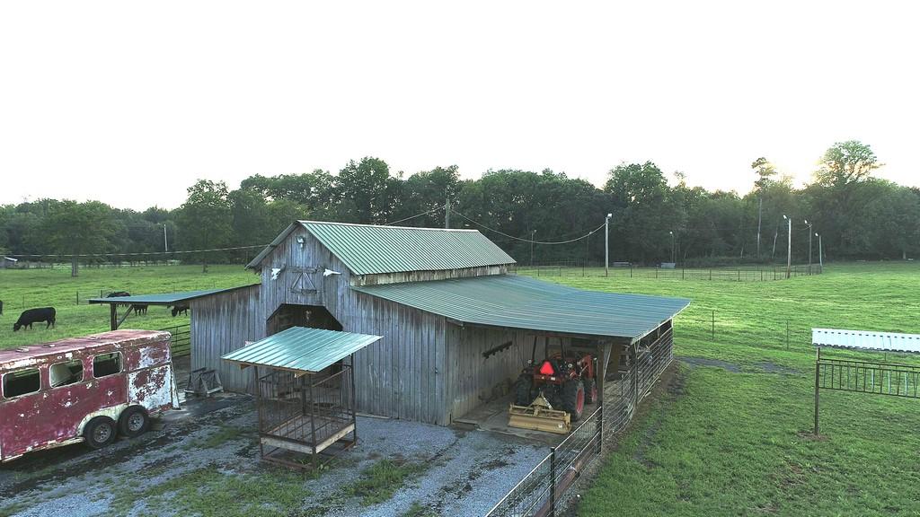 295 CALICO Road Decatur, TN 37322 - Photo 12 of 36 Calico Rd (25)