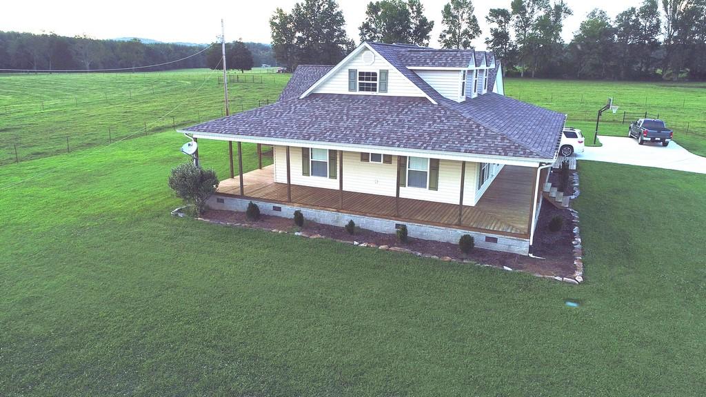 295 CALICO Road Decatur, TN 37322 - Photo 6 of 36 Calico Rd (21)