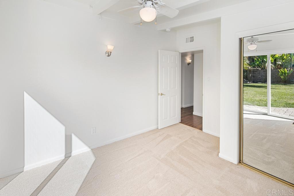 5199 El Arbol Drive Carlsbad, CA 92008 - Photo 25 of 57 2nd bedroom