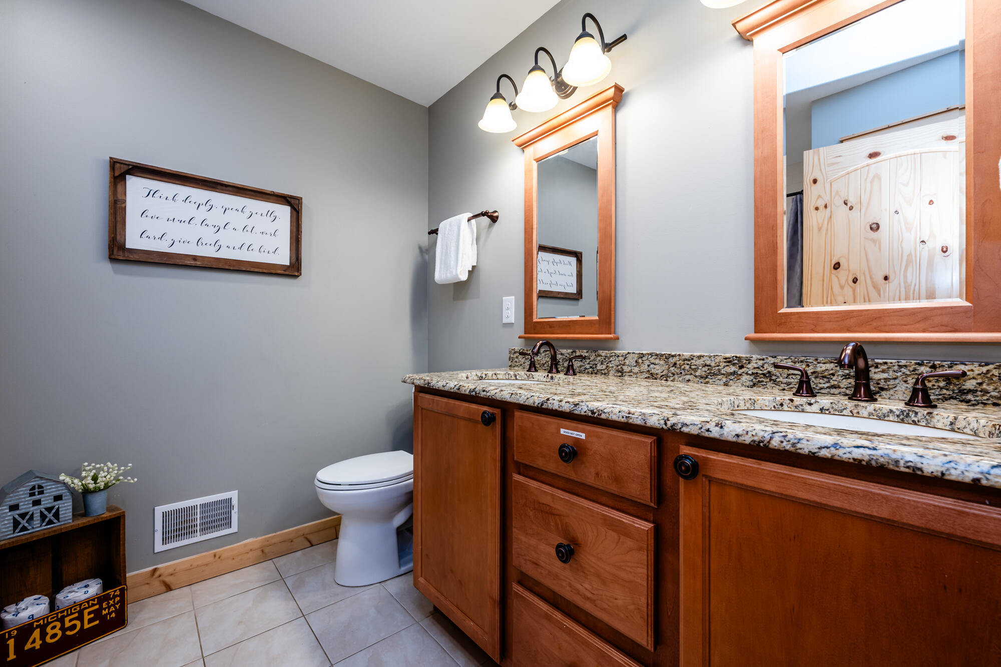 6820 Van Road Coloma, MI 49038 - Photo 27 of 34 Van-127