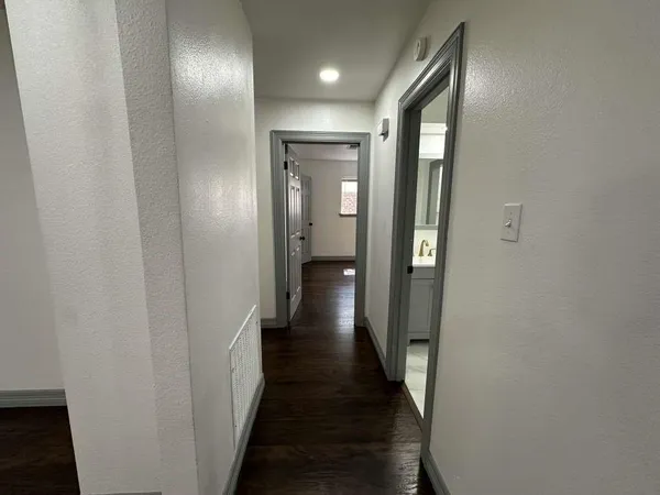$2,895 | 5850 Paisley Street, Houston, TX 77096
