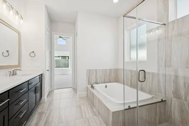 $640,000 | 9710 Falling Leaf Drive, Missouri City, TX 77459