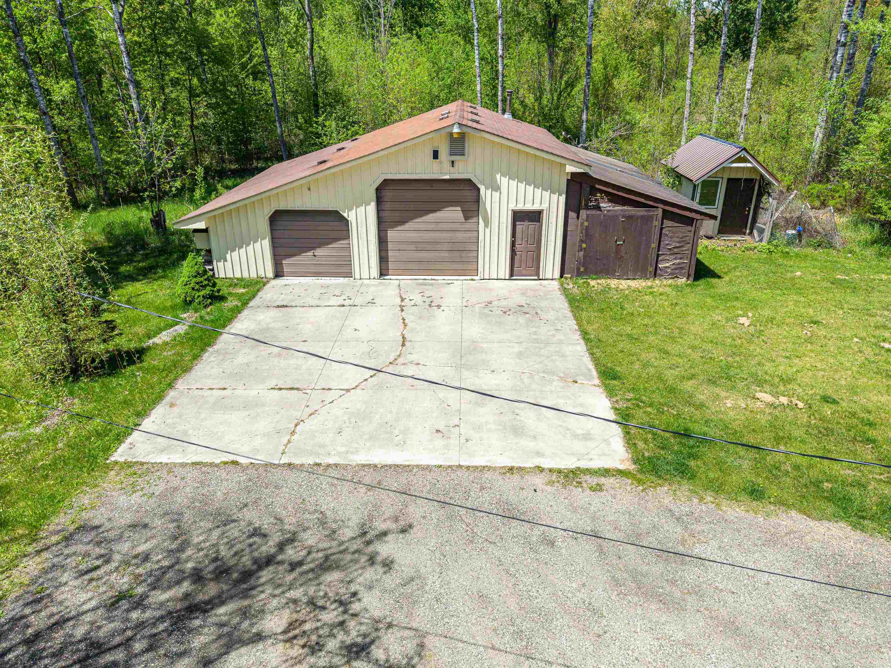 891 East Highwood Road Beaverton, MI 48612 - Photo 4 of 74