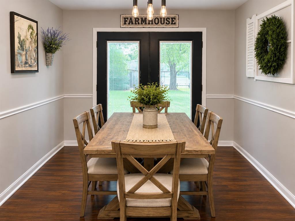 308 West 1st Street Springtown, TX 76082 - Photo 18 of 39 Ai generated to show dining area
