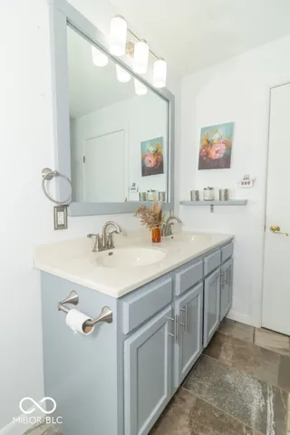 $239,900 | 732 East County Road 300 South, New Castle, IN 47362