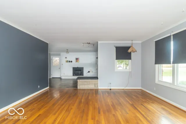 $239,900 | 732 East County Road 300 South, New Castle, IN 47362